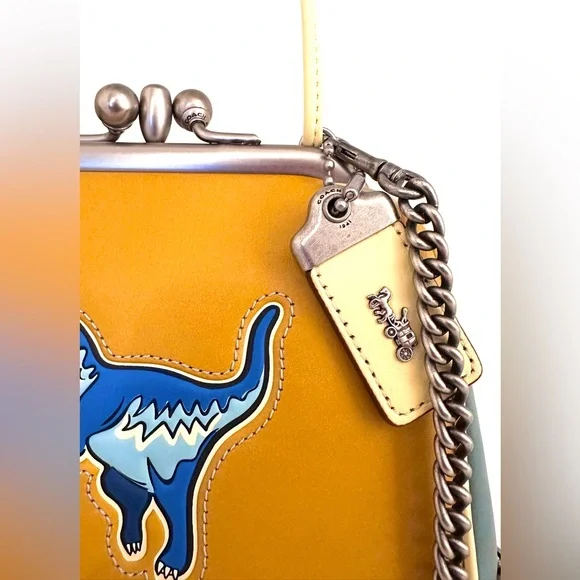 🦖 RARE Coach 1941 Rexy Dinosaur Kisslock Frame Bag in Glovetanned Leather - Picture 16 of 16